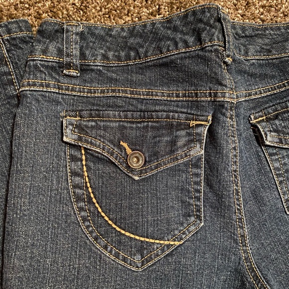Women’s Jeans size 8 (28) - Picture 3 of 4